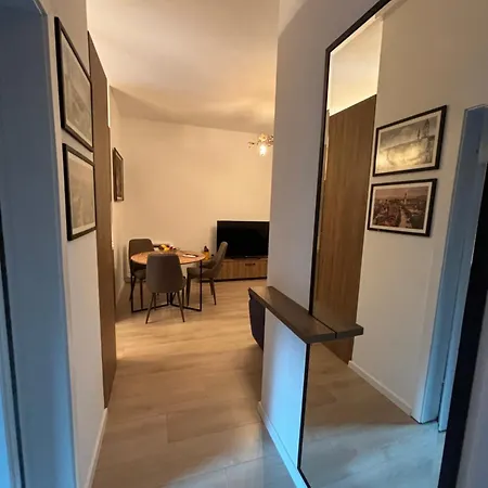 Oasis Near The 아파트 *